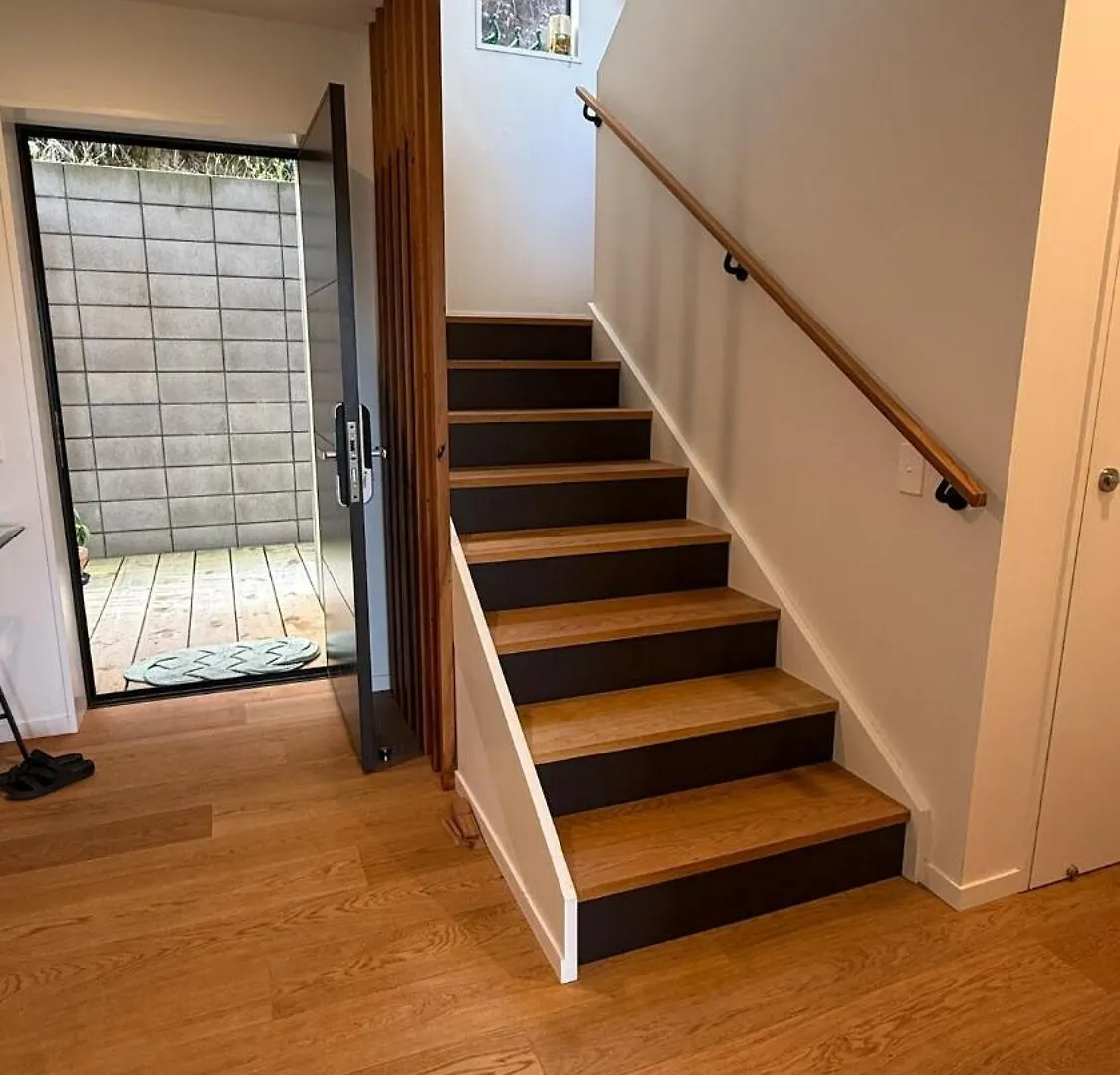 Luxury Retreat With Ocean Views, Sauna & Plunge Christchurch