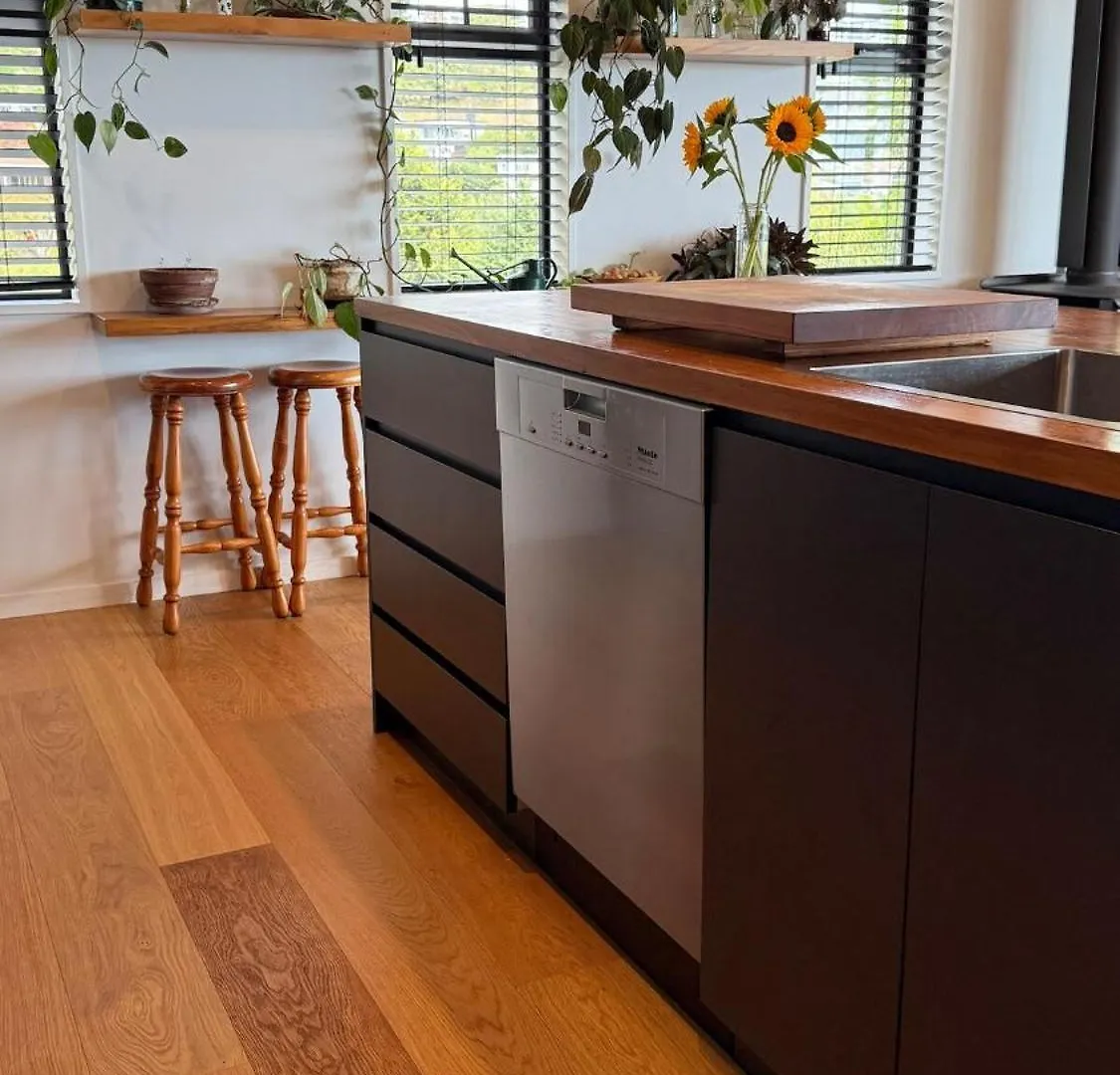 Holiday home Luxury Retreat With Ocean Views, Sauna & Plunge Christchurch New Zealand