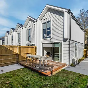 Linwood Avenue - Holiday home