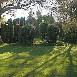 Walnut Grove Holiday home